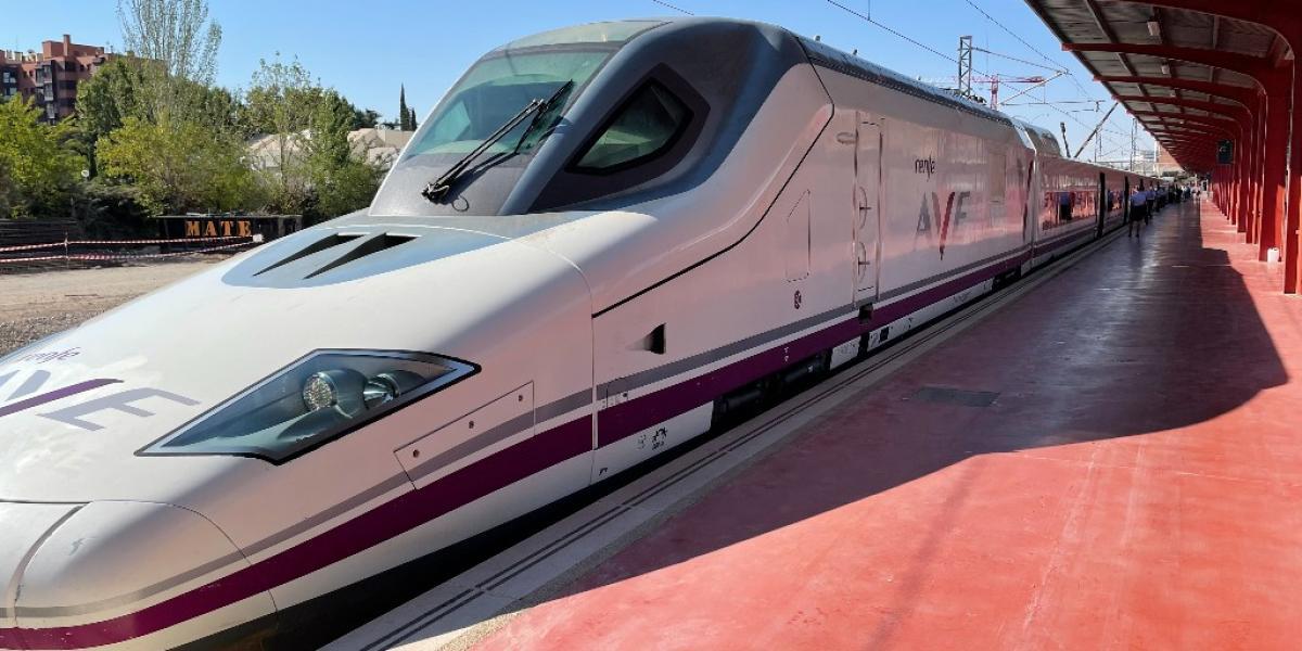 España anuncia viajes gratis en Metro para reducir uso de vehículos